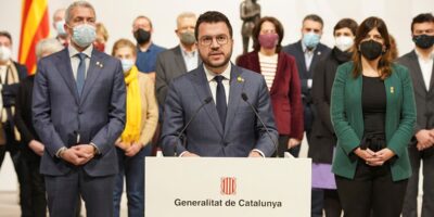 Plus d&rsquo;inspections pour contrôler le catalan et « l&rsquo;enseignement » dans les salles de classe à 25 % : c&rsquo;est ainsi que le gouvernement « protége » l&rsquo;immersion