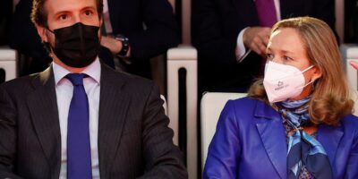 Casado déclare la guerre totale à Calvio pour être un « fraudeur fiscal » et le « pire ministre d&rsquo;Europe »