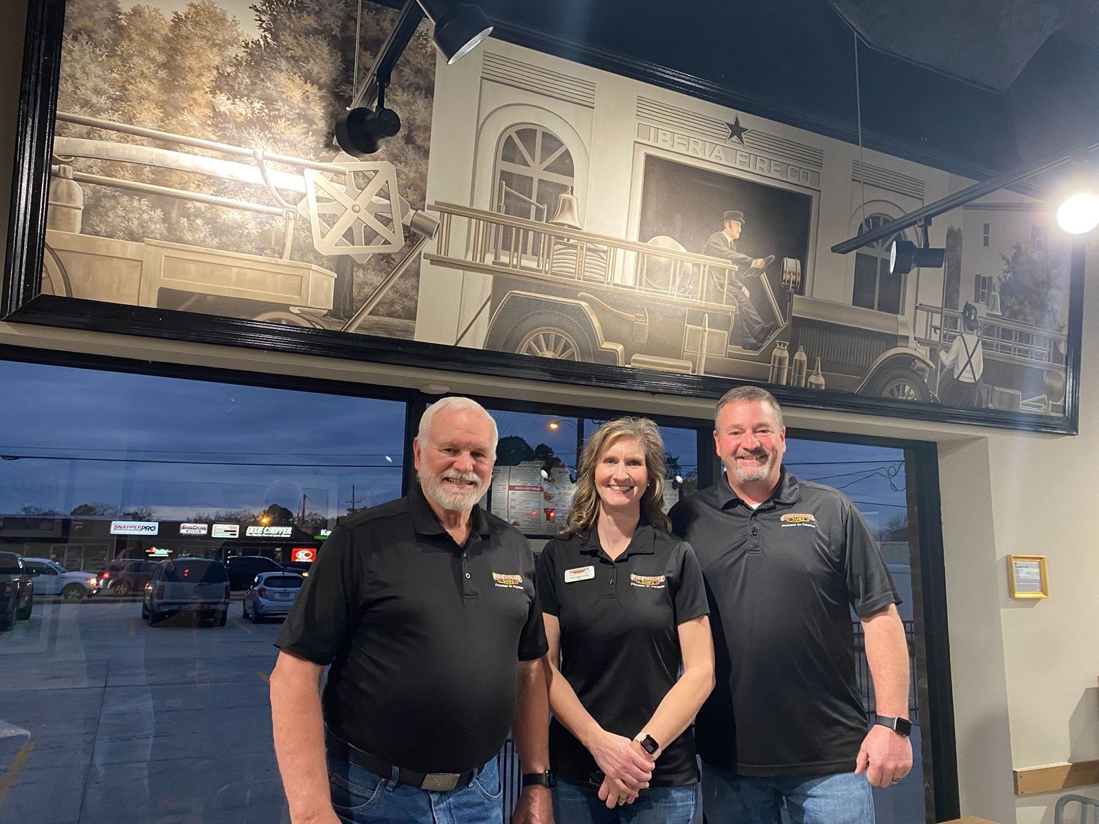 Firehouse Subs ouvre son premier emplacement à New Iberia et lance un nouveau design de restaurant en Louisiane Firehouse Subs ouvre son premier emplacement à New Iberia et lance un nouveau design de restaurant en Louisiane