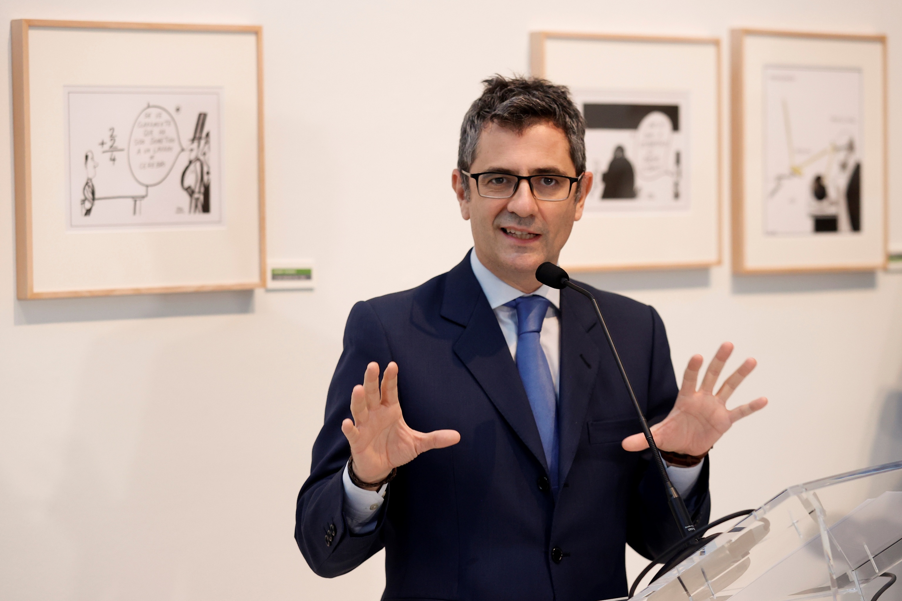 Le Ministre de la Présidence, F