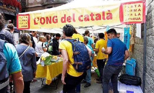 Tente de la plate-forme per la Llengua.