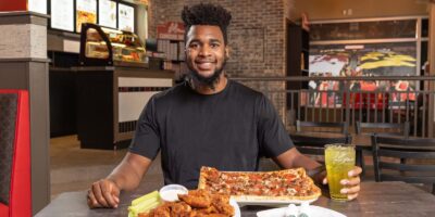 Ledo Pizza s&rsquo;associe à l&rsquo;attaquant puissant de l&rsquo;Université du Maryland Donta Scott