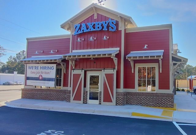 Zaxby's s'agrandit avec un nouveau restaurant à Rincon, en Géorgie Zaxby's s'agrandit avec un nouveau restaurant à Rincon, en Géorgie