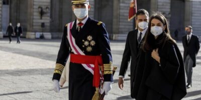 Felipe VI loue le travail militaire contre Covid et sur La Palma à Pâques militaire