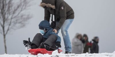 Alerte neige, températures minimales ou vent dans 17 provinces ce vendredi