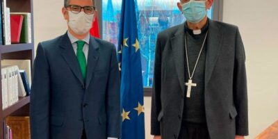 La maltraitance des enfants et la loi sur l&rsquo;éducation, points de tension dans la rencontre entre le gouvernement et l&rsquo;Église