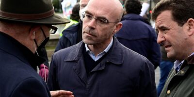 Vox accuse le gouvernement d&rsquo;avoir « enfreint la loi » en annonçant l&rsquo;envoi de troupes dans des missions de l&rsquo;OTAN à l&rsquo;Est