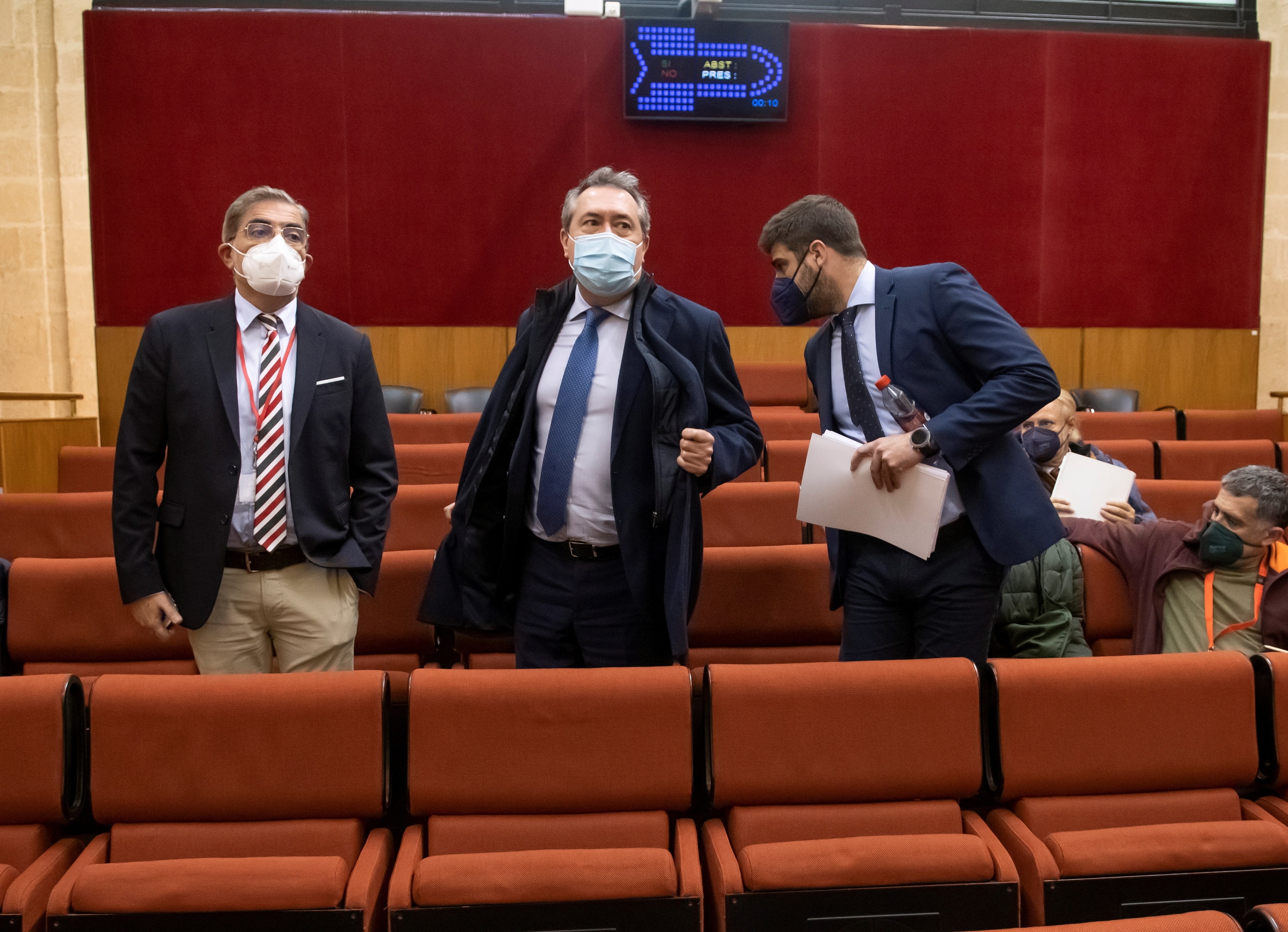 Juan Espadas, dans la galerie des invités du Parlement.