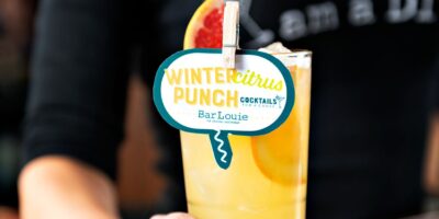 Bar Louie lance des cocktails pour une cause afin de soutenir la lutte contre la faim dans le monde