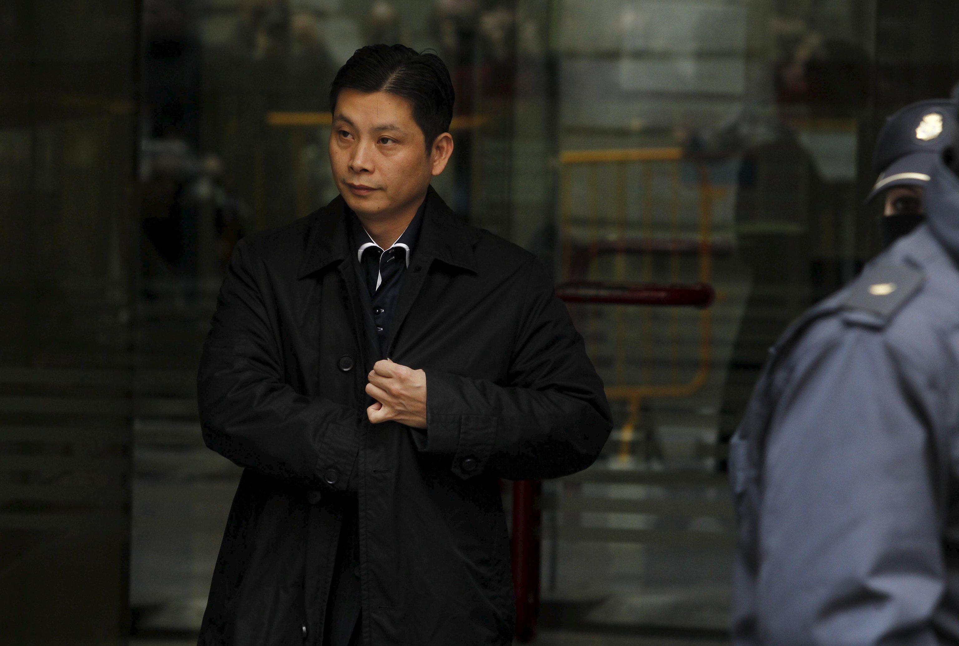 Gao Ping quitte la Cour nationale en 2014.