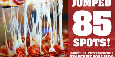 Mountain Mike&rsquo;s Pizza gagne 85 places dans le classement Entrepreneur&rsquo;s Franchise 500