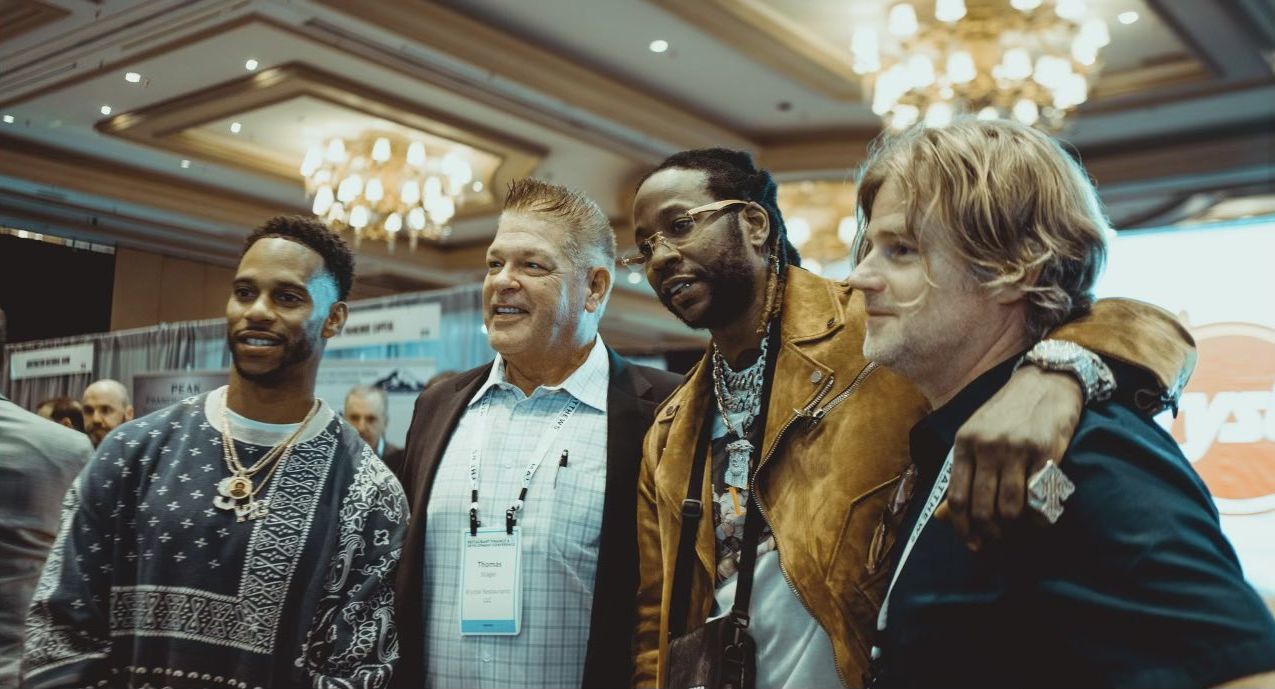 Multi-Platinum, 2 Chainz, lauréat d'un Grammy Award, nommé premier responsable du marketing créatif de l'industrie Multi-Platinum, 2 Chainz, lauréat d'un Grammy Award, nommé premier responsable du marketing créatif de l'industrie