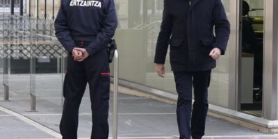 « Ils nous ont planté un poignard dans le dos », dénonce Iturgaiz après le dernier pacte entre le PSOE et EH Bildu