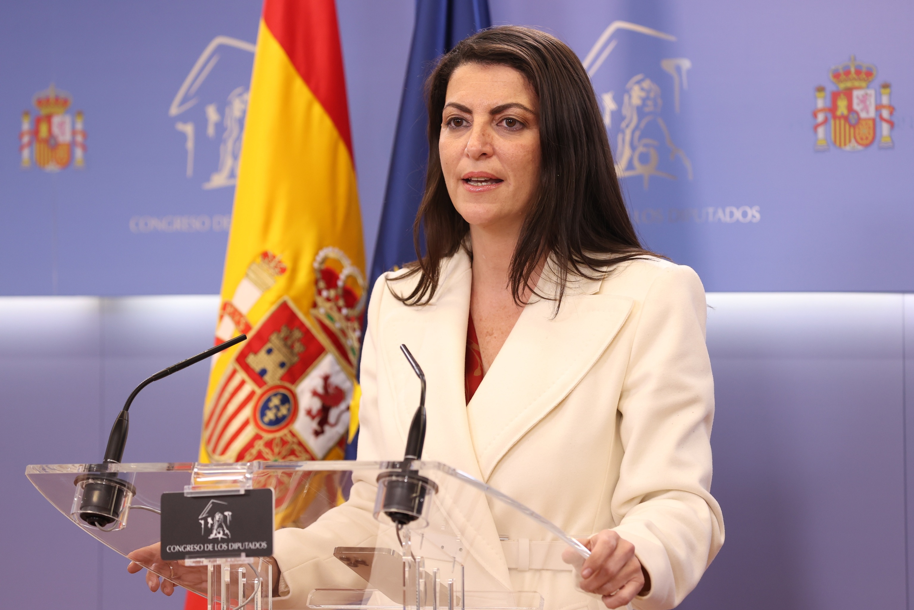Macarena Olona, ​​lors d'une conférence de presse au Congrès.
