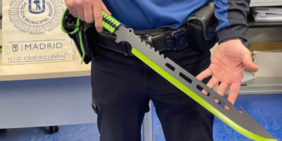 Week-end de machettes: des dizaines d&rsquo;armes blanches saisies lors du premier déploiement du plan policier contre les gangs de jeunes à Madrid