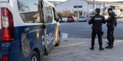 Un garçon de 13 ans poignarde un enseignant dans le dos d&rsquo;une école de Murcie alors qu&rsquo;il enseignait la classe