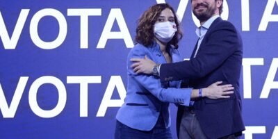 Casado nie l&rsquo;espionnage et accuse Ayuso de « montage » contre lui pour dissimuler un éventuel « trafic d&rsquo;influence »