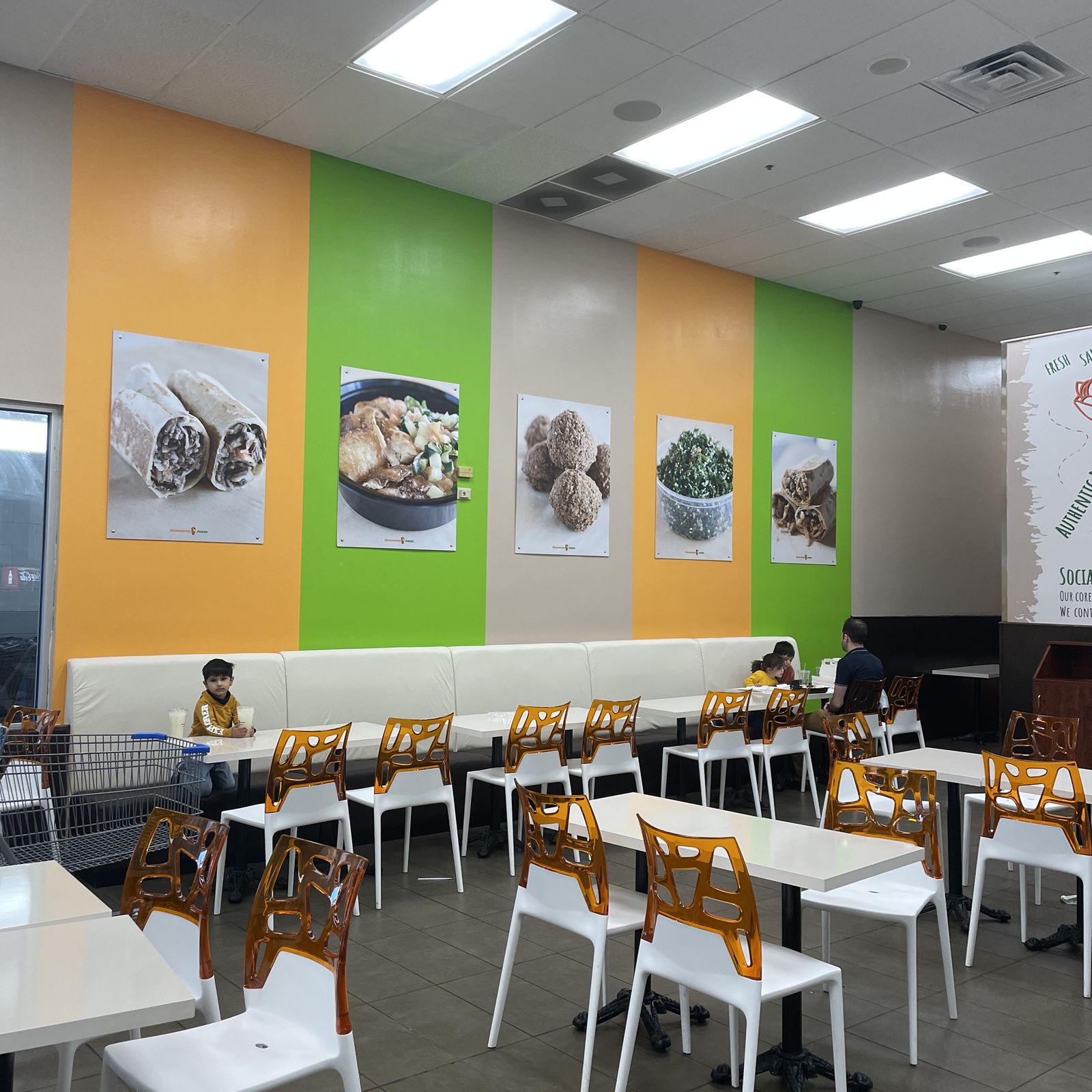 Shawarma Press annonce une nouvelle expansion au Texas avec l'inauguration d'un troisième emplacement chez Walmart à Plano