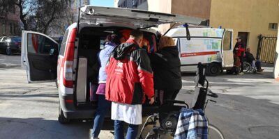 La fille d&rsquo;une famille espagnole est née à Kiev : « On ne peut pas l&rsquo;enregistrer, on a peur de perdre sa trace »