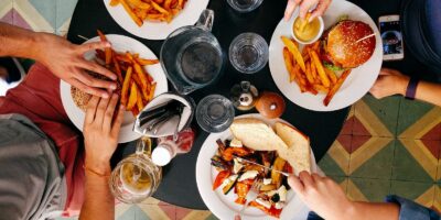 D&rsquo;anciens franchiseurs offrent des conseils de l&rsquo;industrie aux propriétaires de restaurants « Mom & Pop » avec une garantie de retour sur investissement