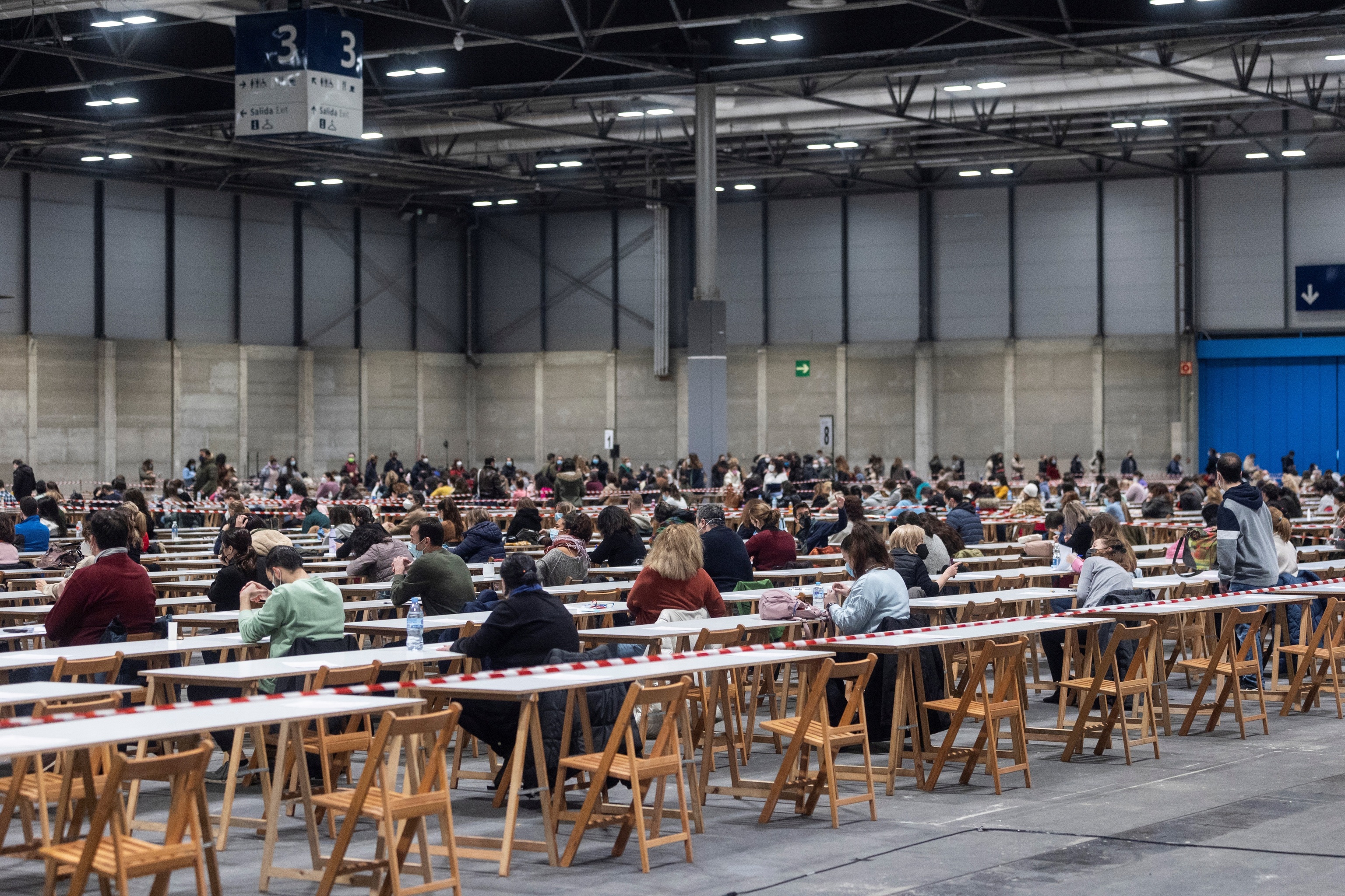 Adversaires, dans le pavillon