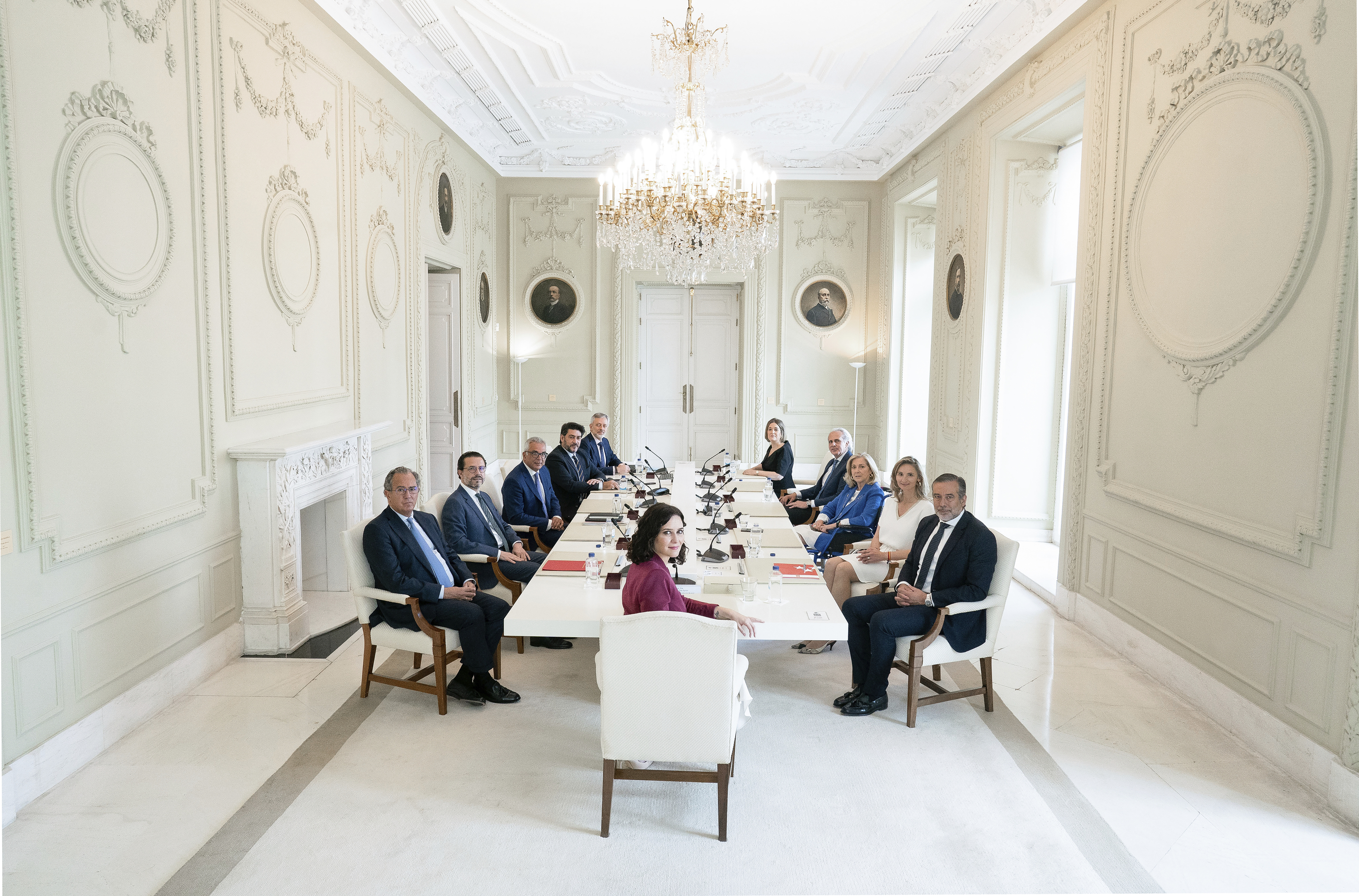 Ayuso, avec son gouvernement.