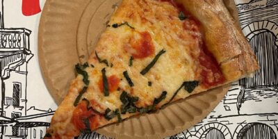 Pour la Journée nationale de la pizza, les chefs et les restaurateurs disent que Pleese Foods propose le meilleur fromage végétalien du marché