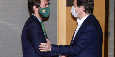 Maueco envisage que Vox préside les Cortes de Castilla y León afin qu&rsquo;il renonce à entrer au gouvernement