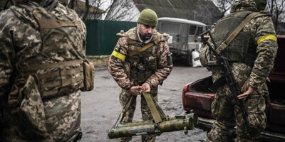 Les armes que l&rsquo;Espagne envoie à l&rsquo;Ukraine, de faible calibre et sans missiles sol-air