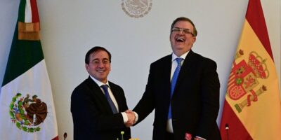 Albares défend l&rsquo;investissement espagnol au Mexique comme « éthique et honnête » face à l&rsquo;impolitesse de López Obrador, qui ne le reçoit pas