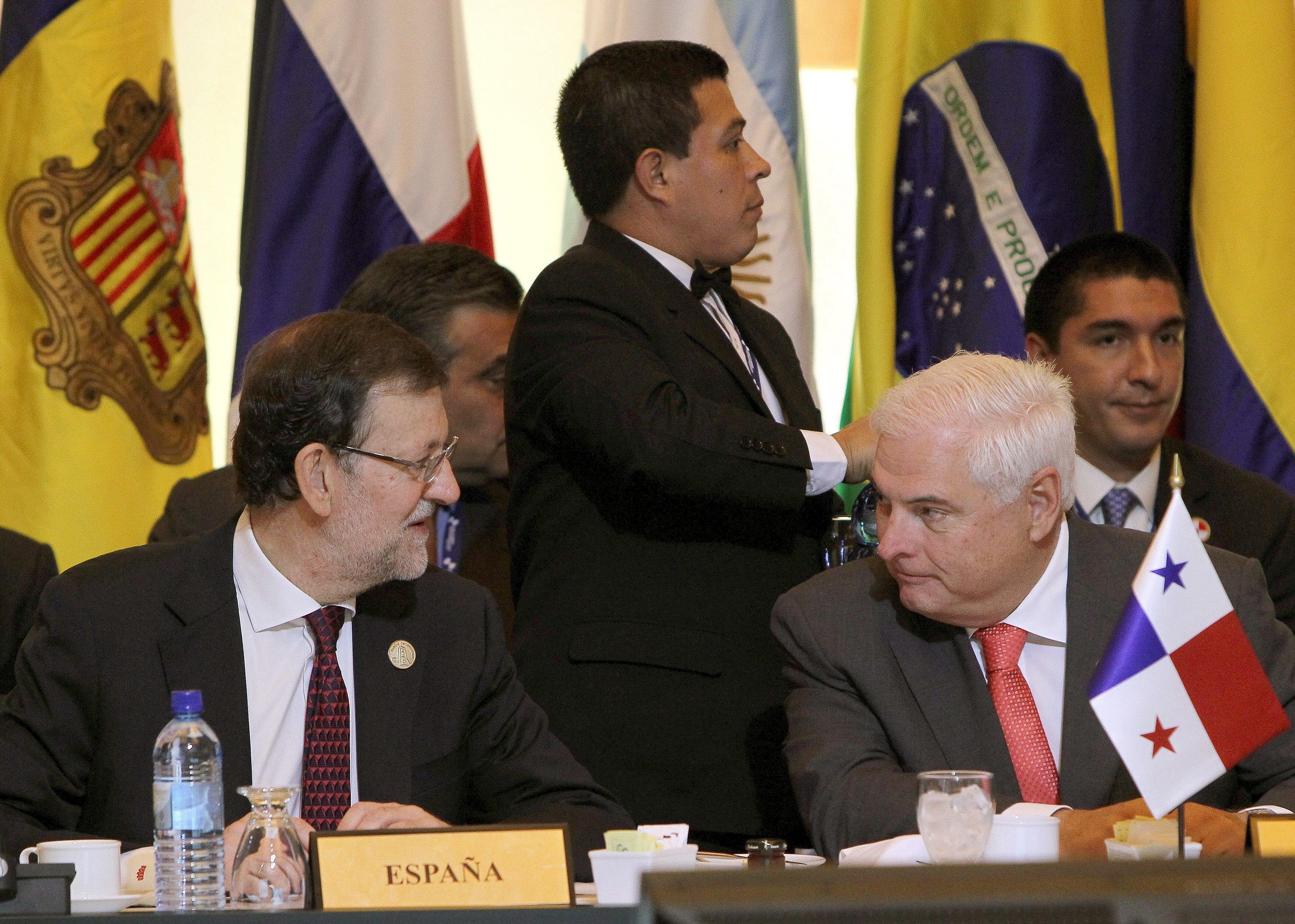 Ricardo Martinelli avec l'ancien président Mariano Rajoy lors d'un sommet tenu au Panama