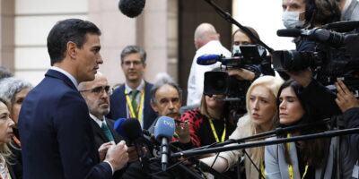 Sánchez appelle à Bruxelles à une « réponse particulière au problème spécifique de l&rsquo;île énergétique ibérique »