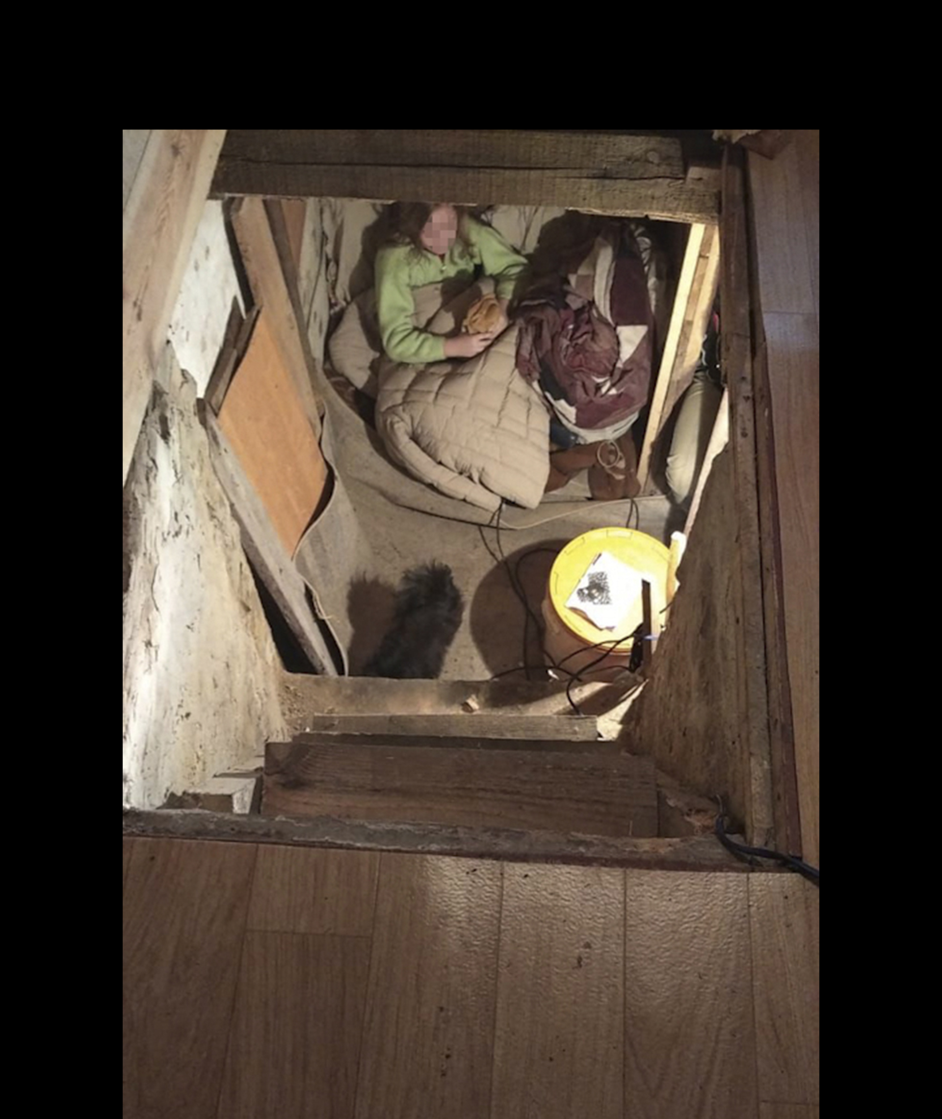 Ilona Myskho, dans un refuge, à Ivankiv (Ukraine).
