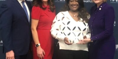 La franchisée de Marco&rsquo;s Pizza Stephanie Moseley nommée franchisée de l&rsquo;année 2022 par l&rsquo;International Franchise Association