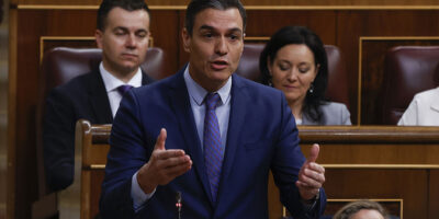 Rufin suggère de ne pas soutenir le décret de mesures de Sánchez pour la guerre en Ukraine