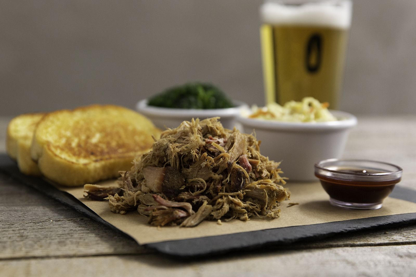 Masters of Meat Smokey Bones ouvre son restaurant du futur à Avon, IN