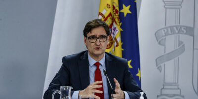 De hauts responsables du ministère de la Santé démentent devant le juge des irrégularités dans l&rsquo;achat de matériel au début de la pandémie