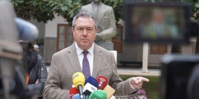 Le Parlement arrête une initiative du PSOE d&rsquo;enquêter sur les contrats d&rsquo;urgence du Conseil