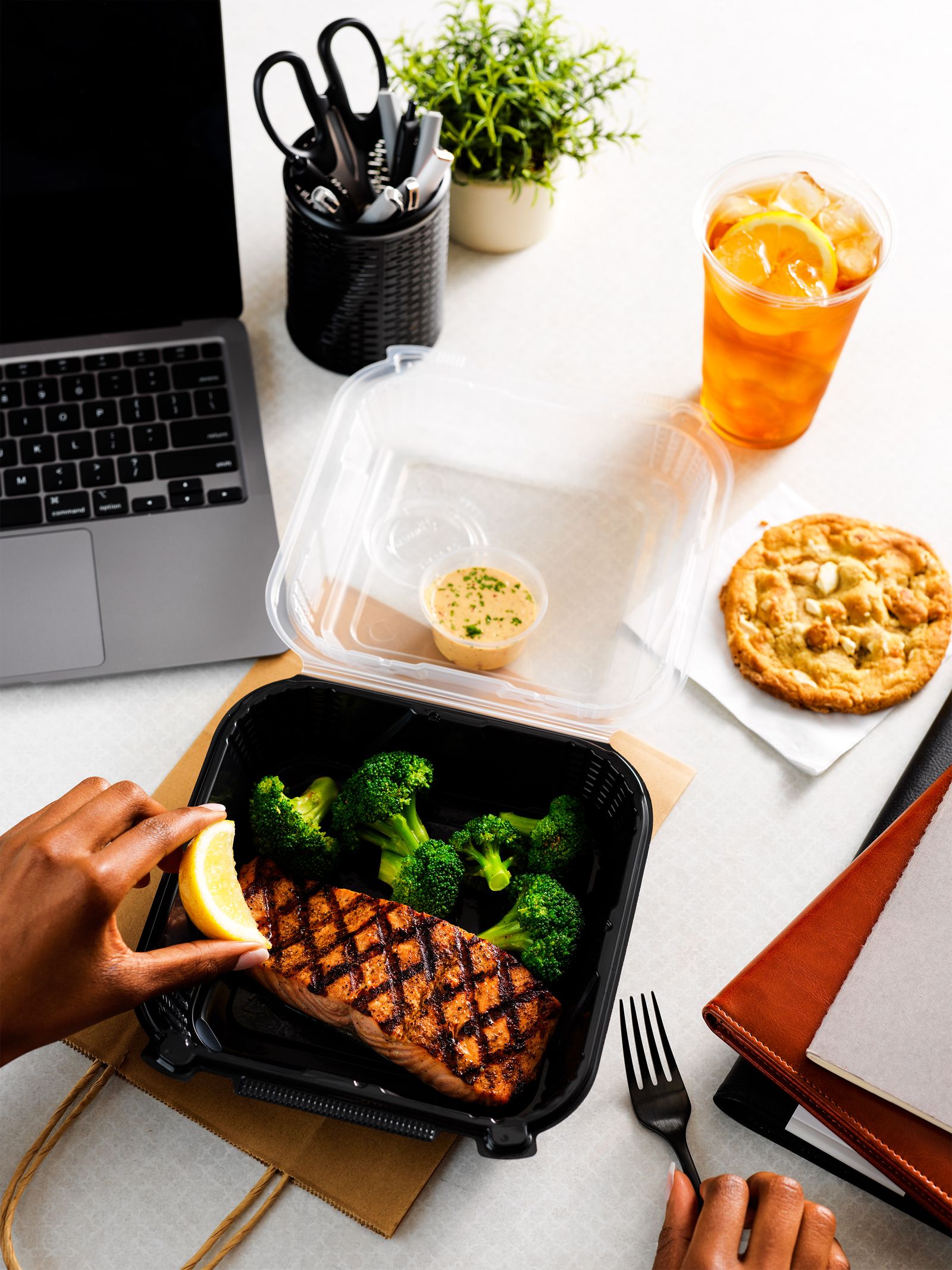 Outback Steakhouse lance un service de restauration dans tout le pays
