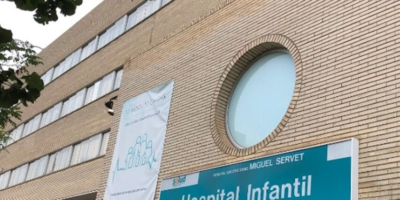 Un couple arrêté à Saragosse pour des mauvais traitements présumés sur leur fille de quatre mois, qui pourraient la rendre aveugle et sourde