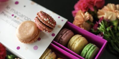 Le Macaron sécurise sa position de n°1 de la pâtisserie française et de la franchise de macarons authentiques aux États-Unis avec de nouveaux emplacements à Albuquerque, Boston et Grand Rapids