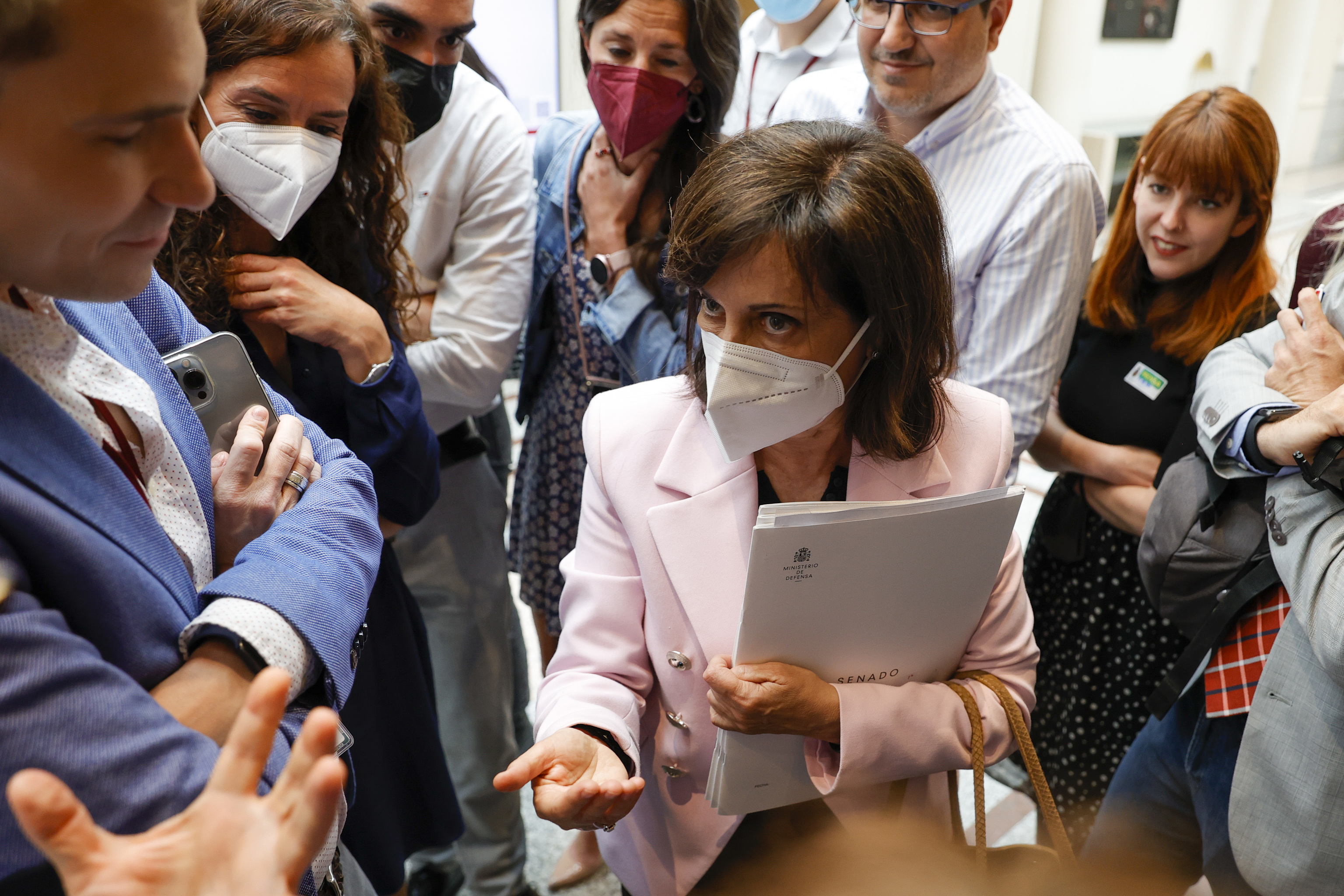 La ministre de la Défense, Margarita Robles, après la séance