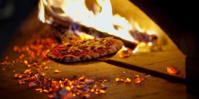 Smokin&rsquo; Oak Wood-Fied Pizza and Taproom fait ses débuts en Floride