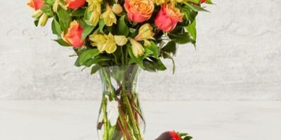 Edible vient de fleurir son nouveau paquet avec des roses et des friandises