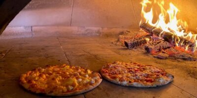 Smokin&rsquo; Oak Wood-Fired Pizza & Taproom sélectionné comme une marque supérieure dans la liste Fast Casual 2022 Movers & Shakers