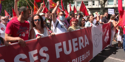 Des milliers de personnes manifestent contre l&rsquo;OTAN avec la présence de United We Can et du « numéro deux » de Belarra