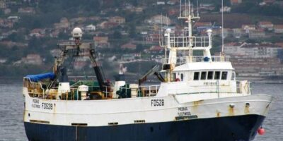 Ils sauvent les 11 membres d&rsquo;équipage d&rsquo;un bateau de pêche galicien à la dérive dans les eaux du Gran Sol