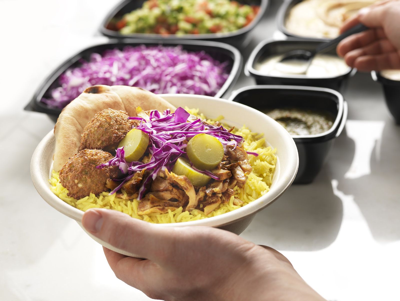 decouvrez-regalez-et-partagez-les-celebres-falafels-croustillants-de-naf-jpg