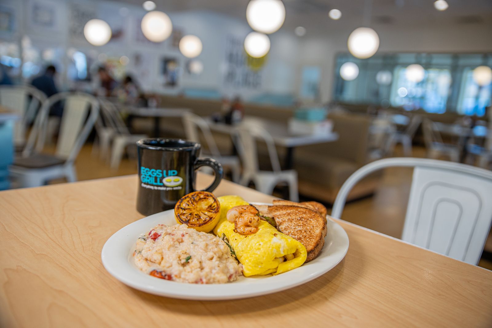 eggs-up-grill-poursuit-sa-croissance-en-georgie-jpg