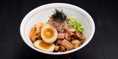 JINYA Ramen Bar lance l&rsquo;été avec de nouvelles spécialités rafraîchissantes du chef